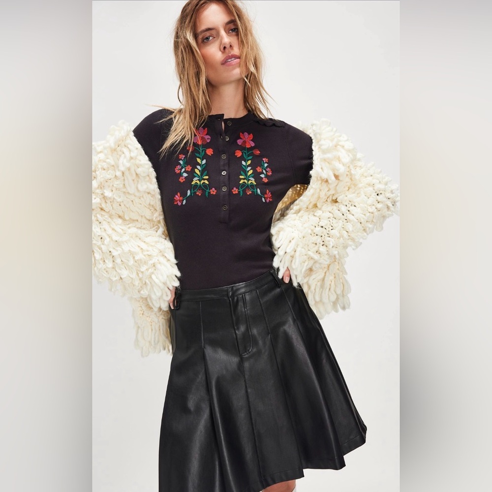 Free People Fleur Embroidered Cuff Henley - Picture 3 of 11